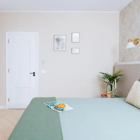 아파트 Amazing Renovated Pool View Apt, Aircon, 2 Min To Fanabe *