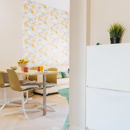 公寓 Amazing Renovated Pool View Apt, Aircon, 2 Min To Fanabe 阿德耶