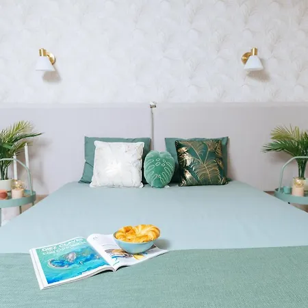 公寓 Amazing Renovated Pool View Apt, Aircon, 2 Min To Fanabe *