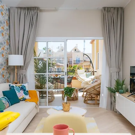 Amazing Renovated Pool View Apt, Aircon, 2 Min To Fanabe Lejlighed Costa Adeje (Tenerife)